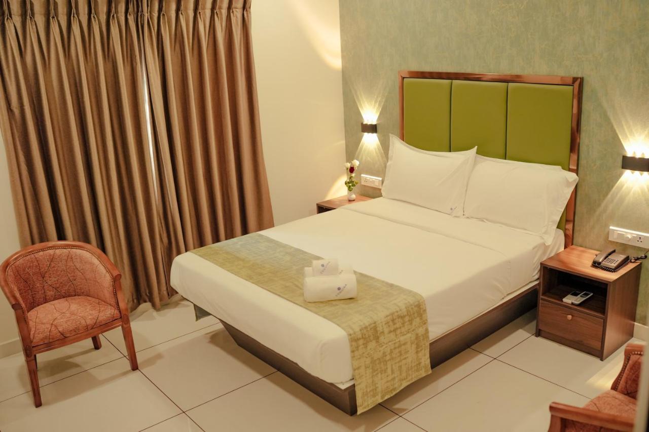 Esquina Residency Hotel Kochi Eksteriør billede