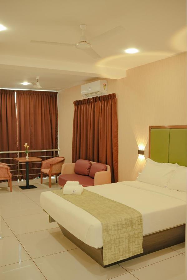 Esquina Residency Hotel Kochi Eksteriør billede