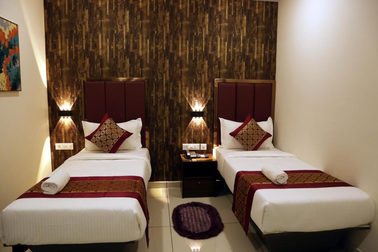 Esquina Residency Hotel Kochi Eksteriør billede